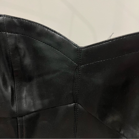 Eri + Ali black faux leather corset - Picture 3 of 3